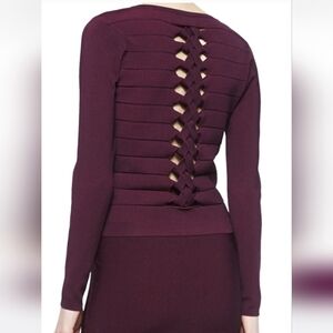 Parker Stretch Braided Back Sweater Sweater. Burgundy Color.
